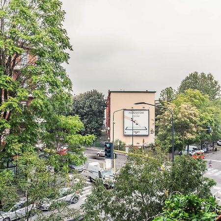 Eden House Sansiro-Duomo Netflix & Design Appartement Milaan Buitenkant foto