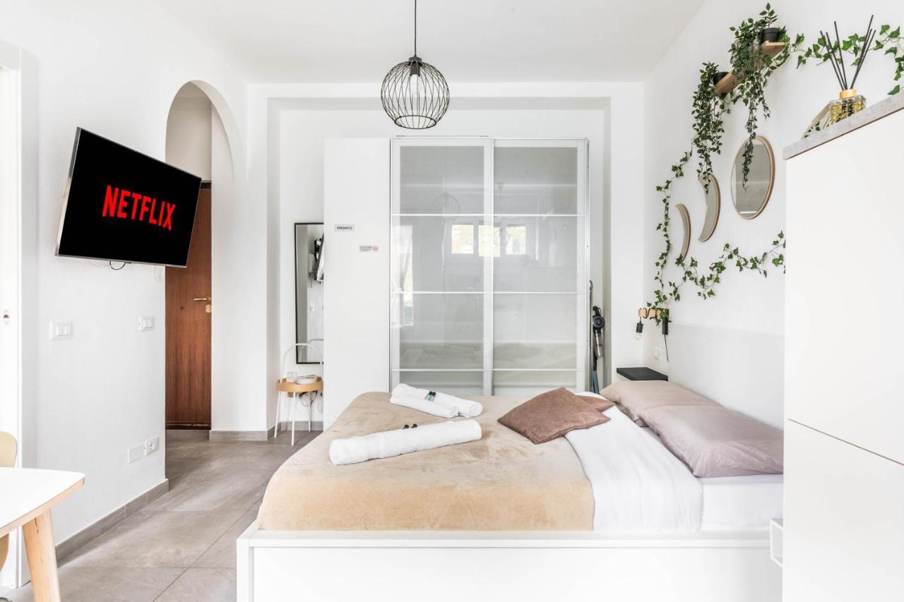 Eden House Sansiro-Duomo Netflix & Design Appartement Milaan Buitenkant foto