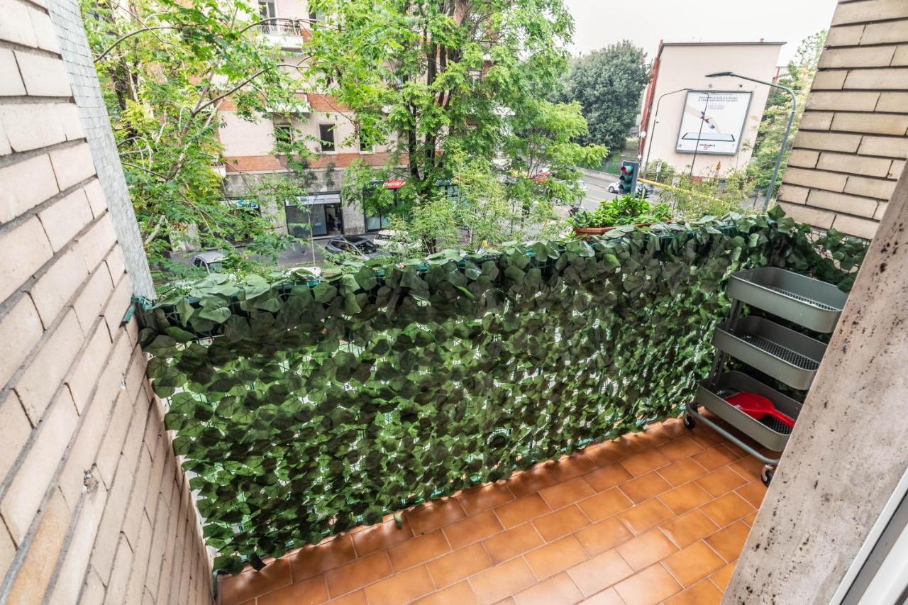 Eden House Sansiro-Duomo Netflix & Design Appartement Milaan Buitenkant foto