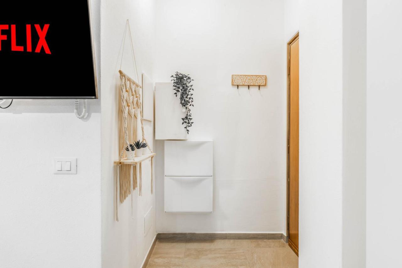 Eden House Sansiro-Duomo Netflix & Design Appartement Milaan Buitenkant foto