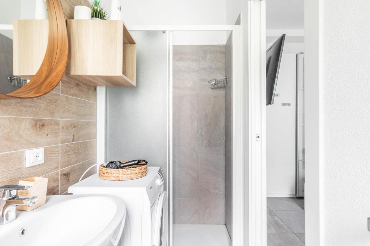 Eden House Sansiro-Duomo Netflix & Design Appartement Milaan Buitenkant foto